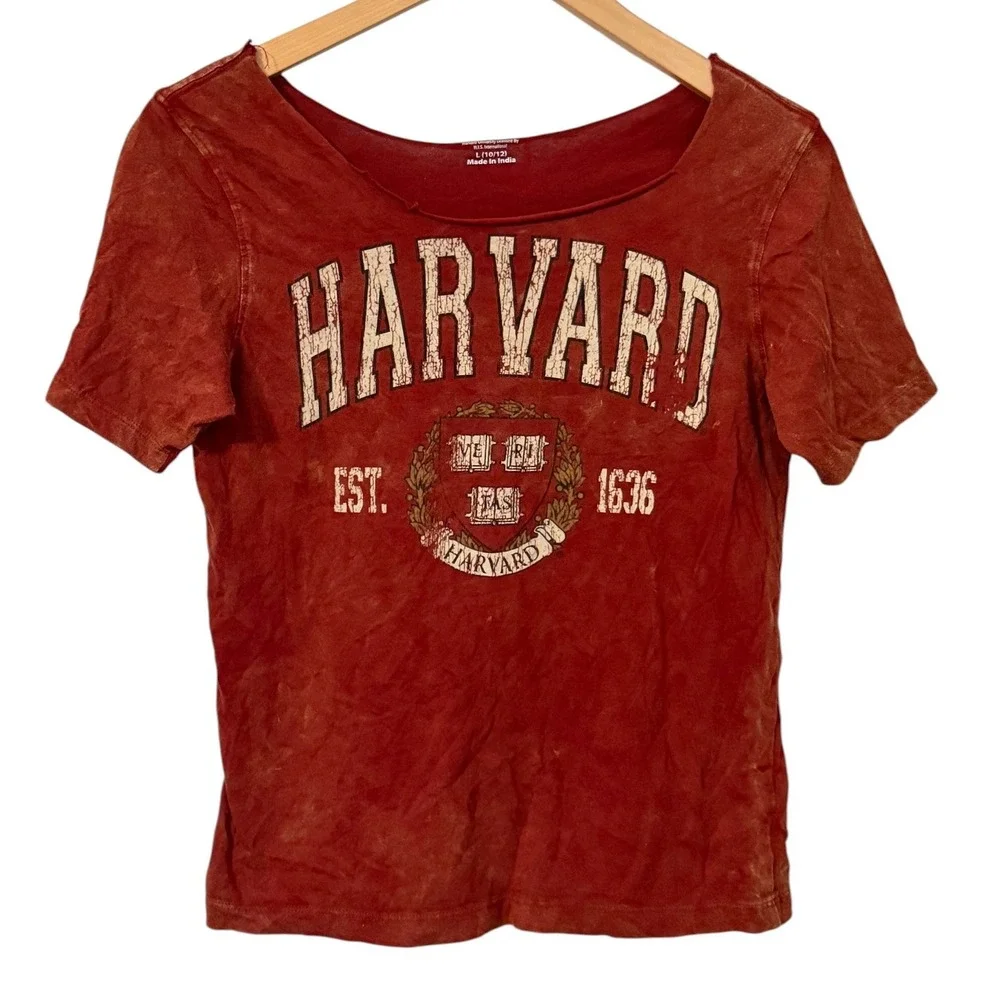 Harvard University Distressed Graphic Tee Shirt Womens Size L Red Y2K Collegiate